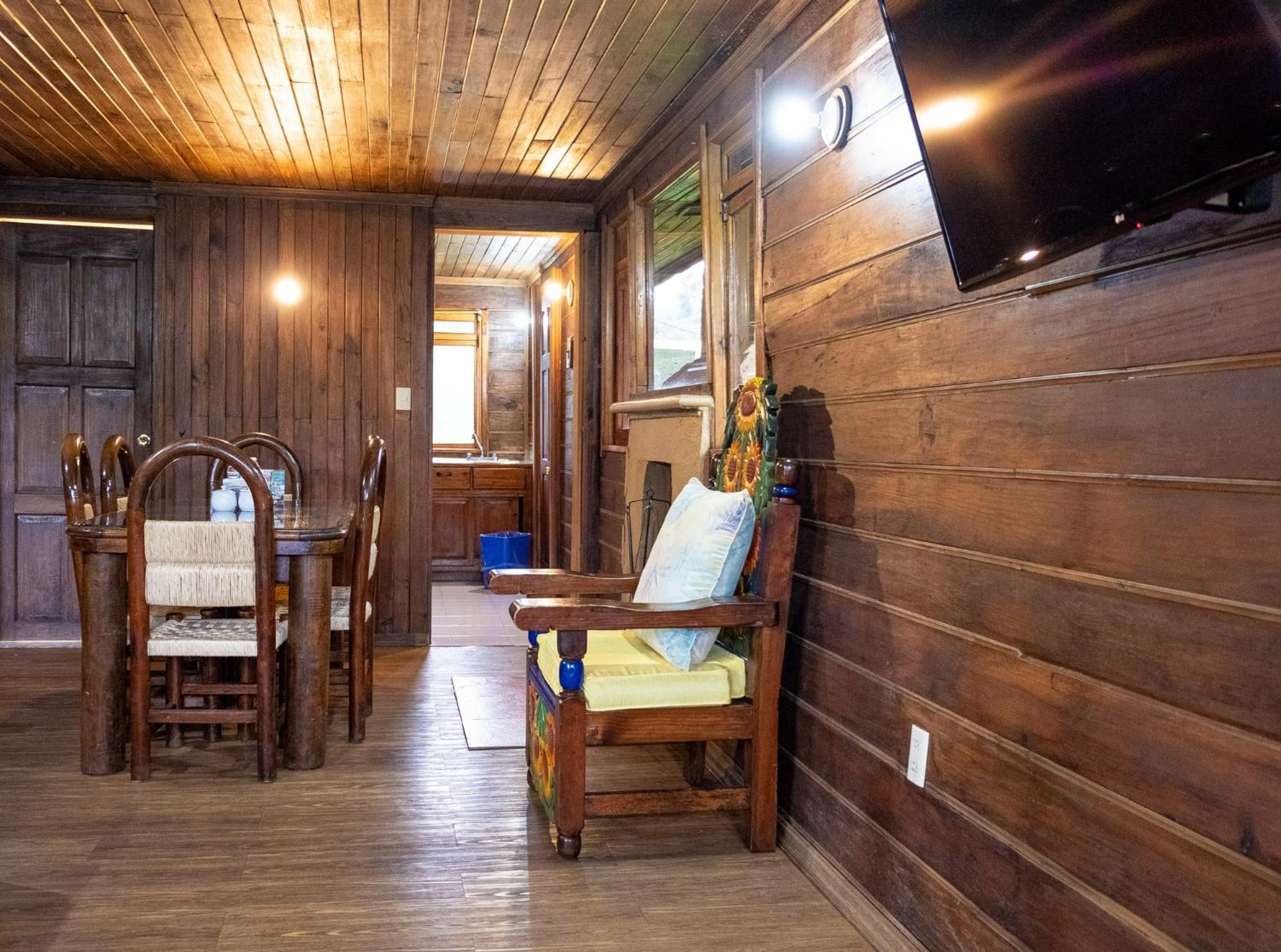Zirahuen Forest And Resort ภายนอก รูปภาพ