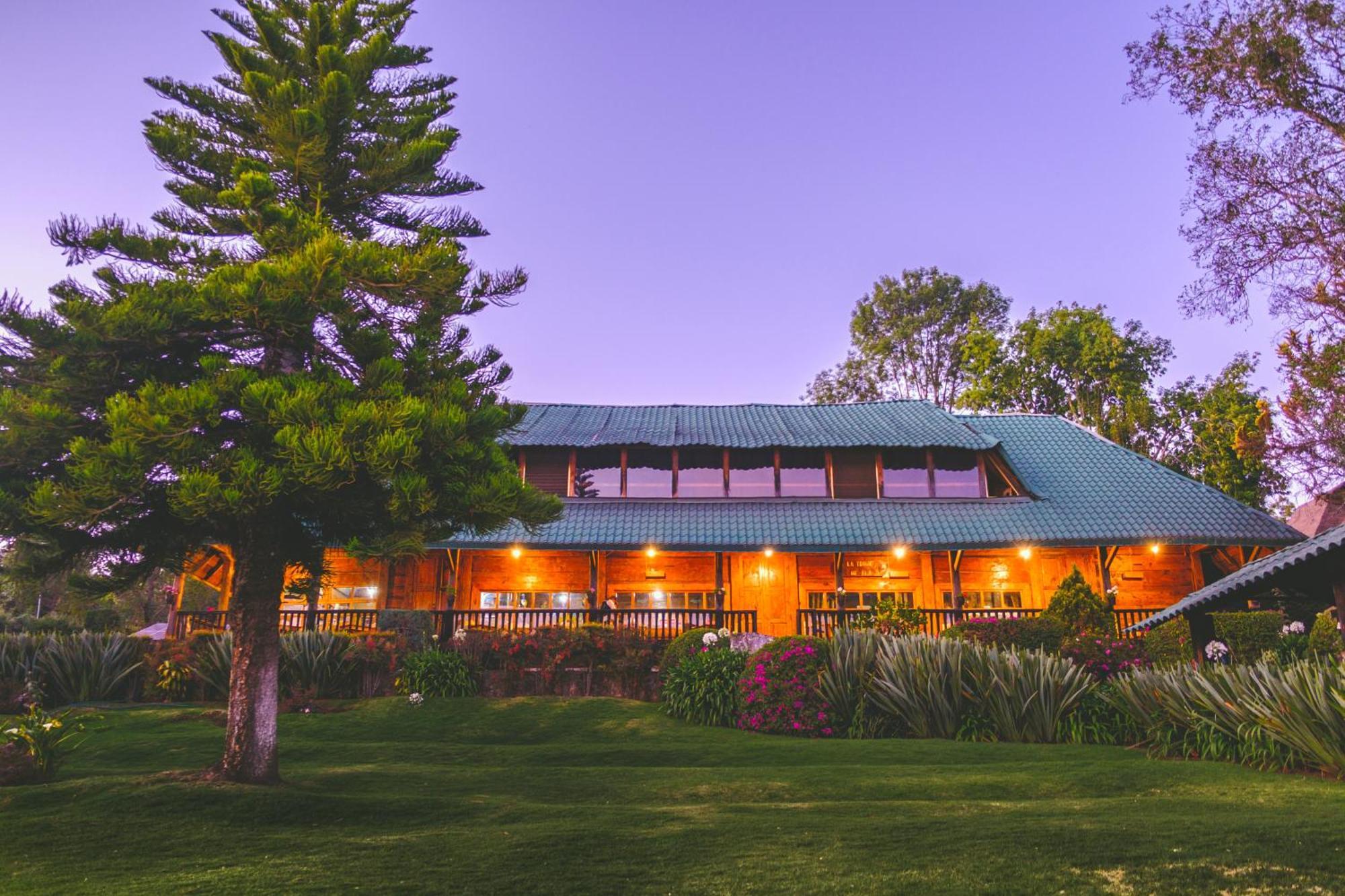 Zirahuen Forest And Resort ภายนอก รูปภาพ