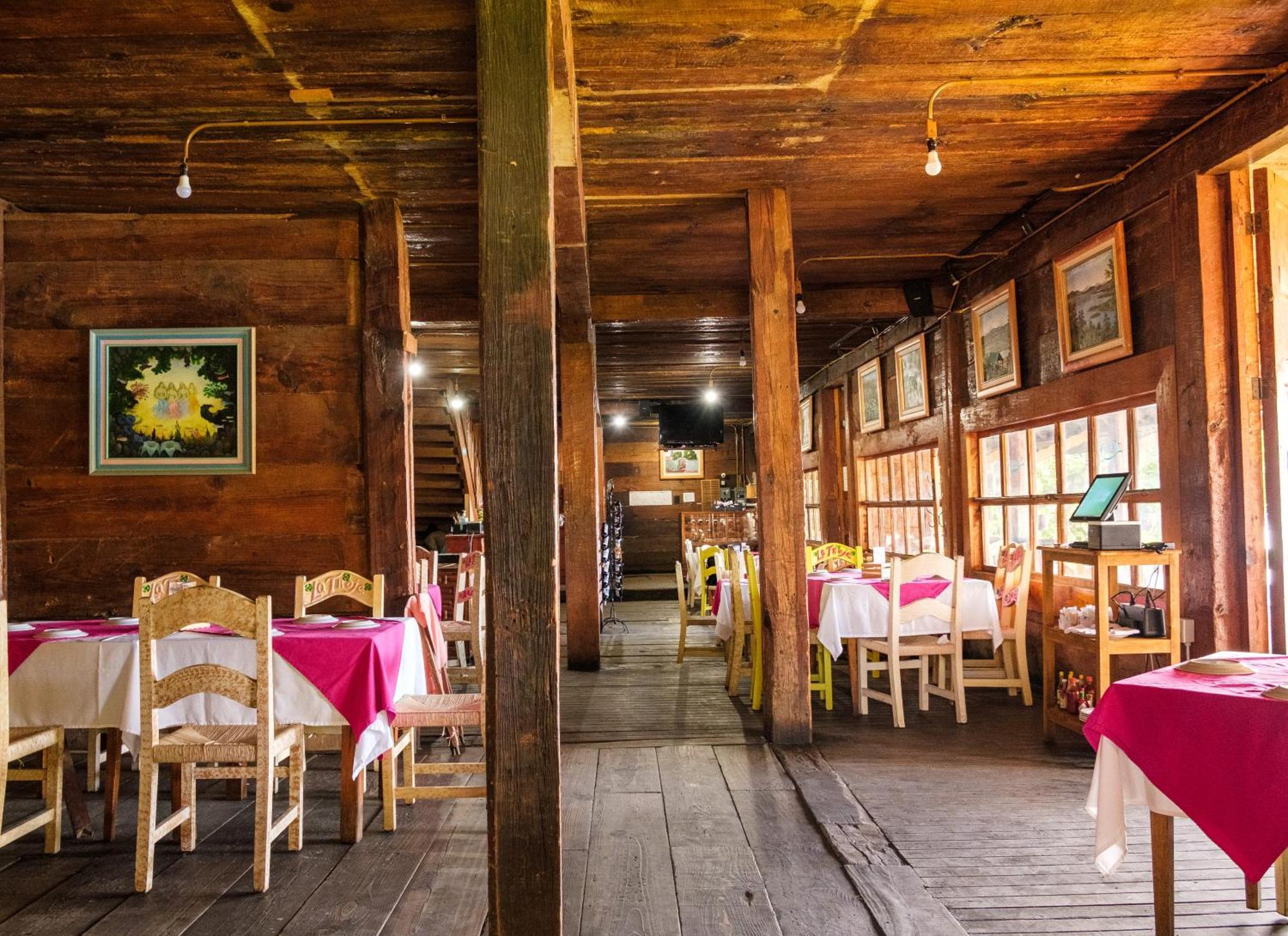 Zirahuen Forest And Resort ภายนอก รูปภาพ