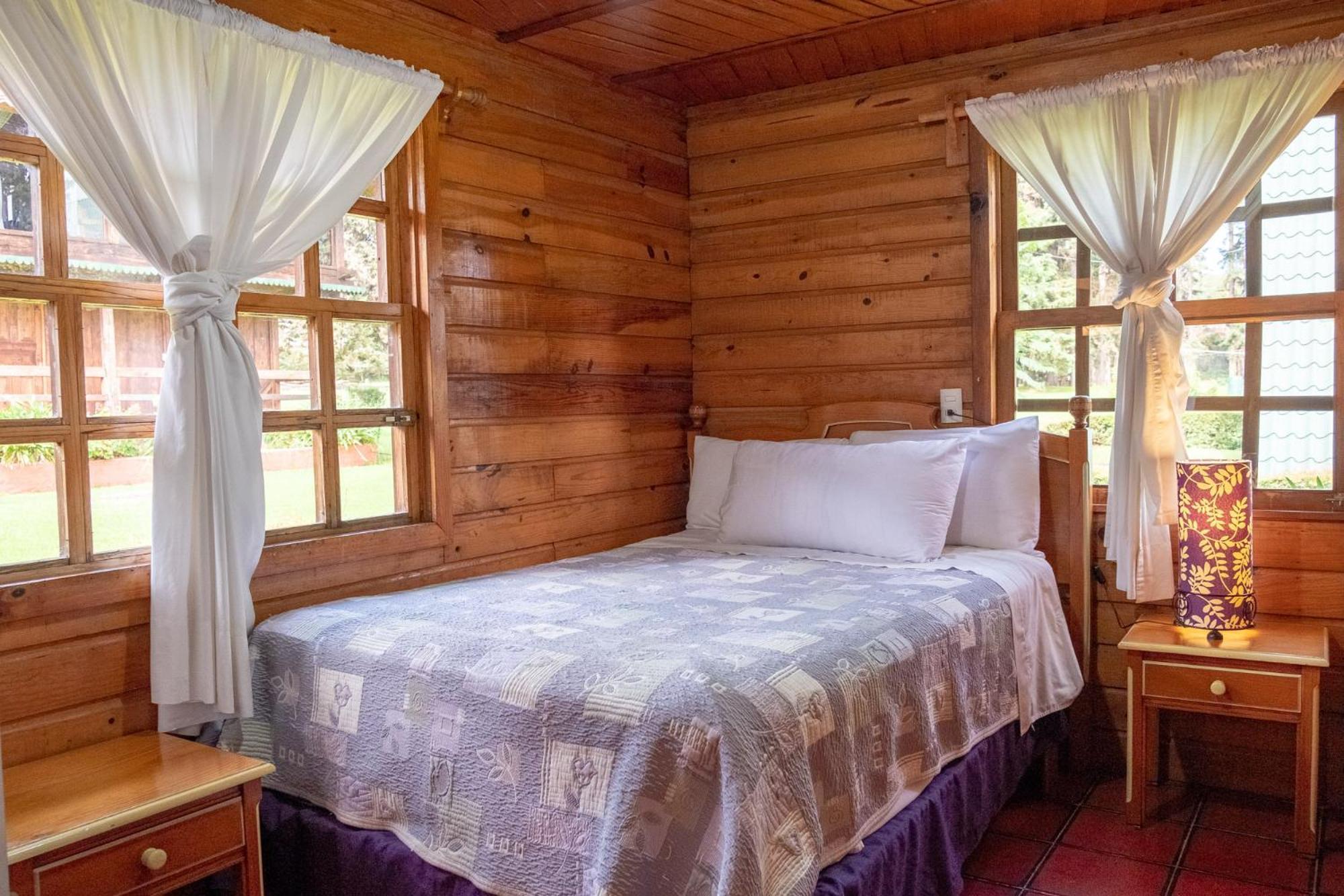 Zirahuen Forest And Resort ภายนอก รูปภาพ